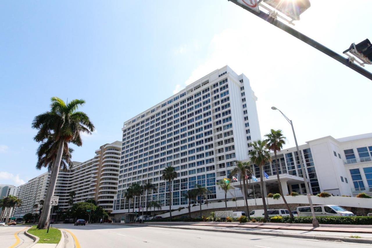 Castle Beach: Serenity Condo - Miami Beach, Miami Beach